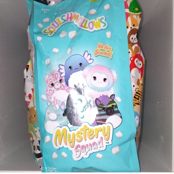 Squishmallows 8in Babs and 2 Mystery Squish - Picture 9 of 9